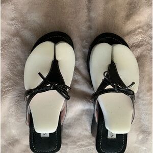 STEVE MADDEN BLACK SANDAL WITH BLOCK HEEL AND LEATHER BOW - Size 7